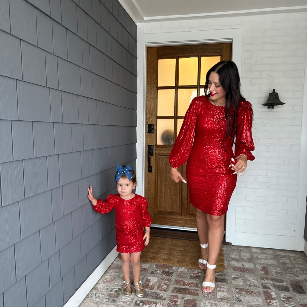 Ivy City Co Lady in Red